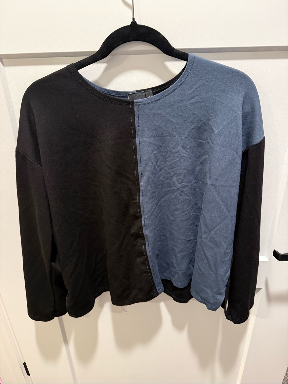 Lisa Bayne Women L Colorblock Long Sleeve Top Black Blue Minimalist Stretch Blou